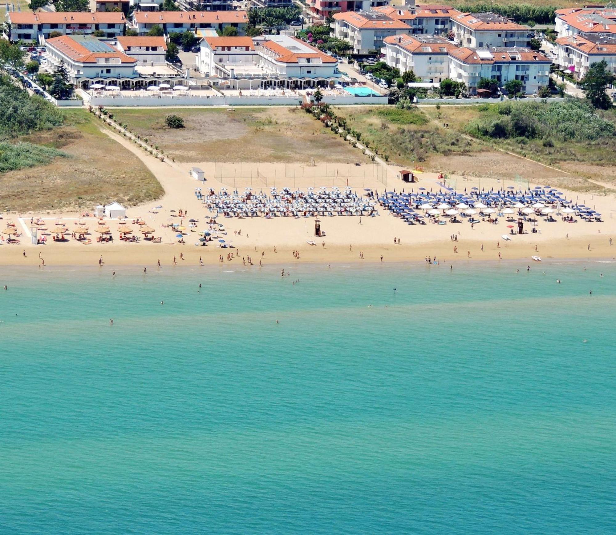 Hotel Rio Vasto Bagian luar foto